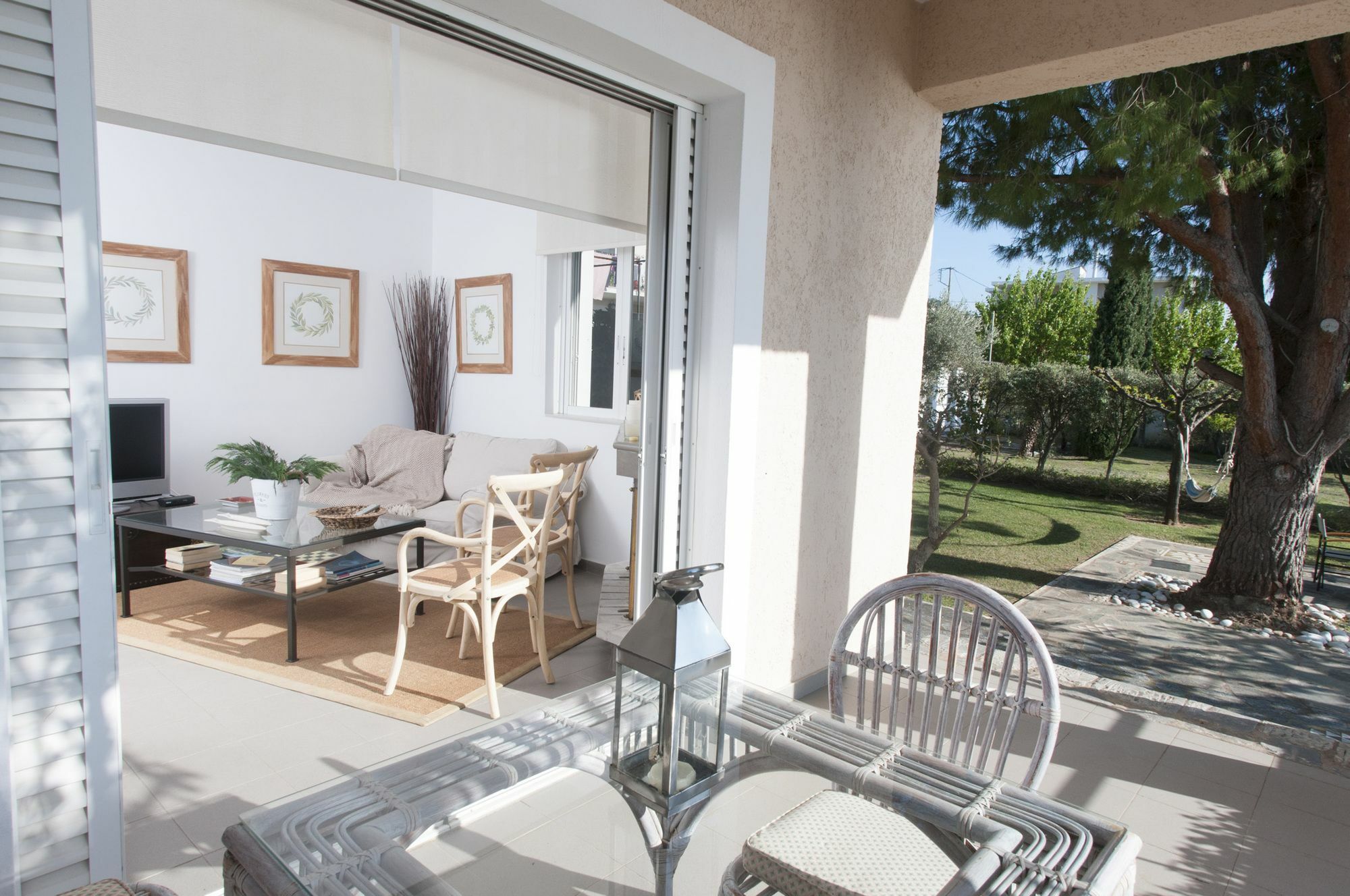 Messinian Blue Seaside Villa Kalamata Exterior photo